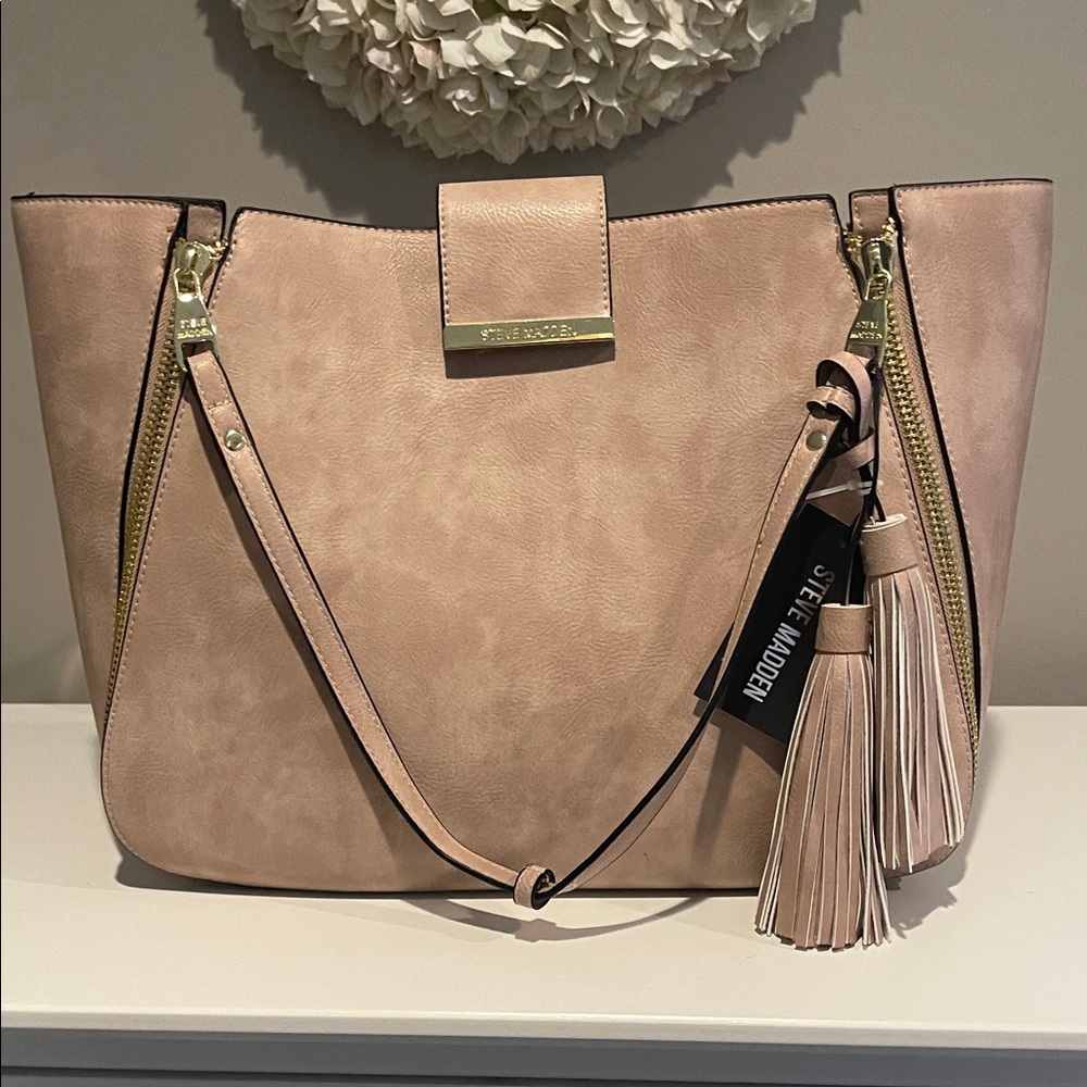LAST CHANCE on this Steve Madden Beige Shoulder Bag with Gold Accents